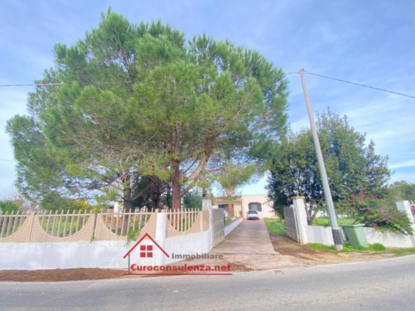 casa indipendente in vendita a Melissano