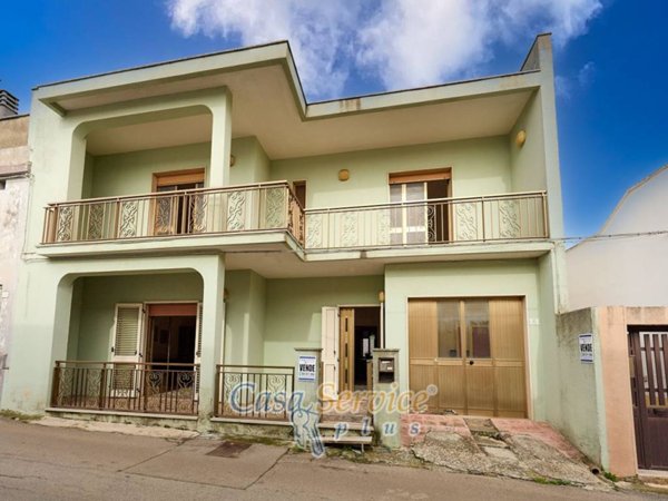 casa indipendente in vendita a Melissano