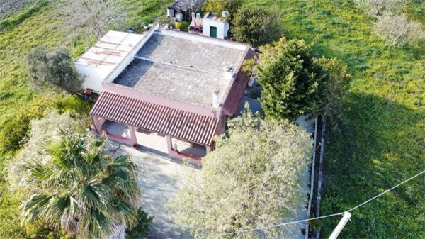 casa indipendente in vendita a Melissano