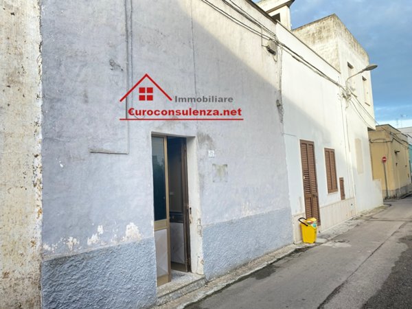 casa indipendente in vendita a Melissano