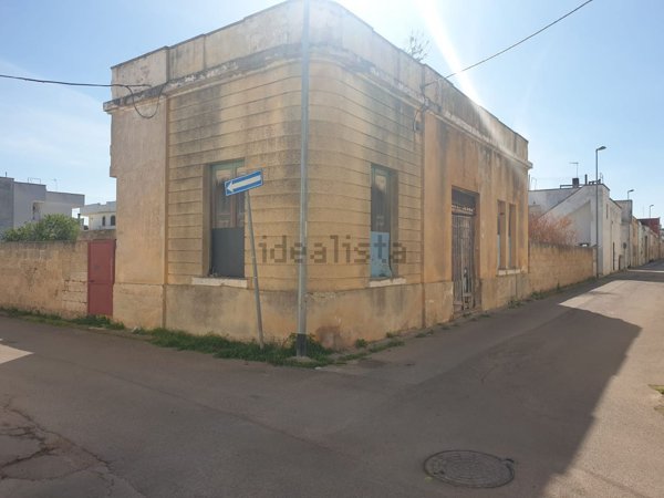 terreno edificabile in vendita a Melissano