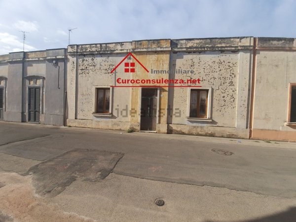 casa indipendente in vendita a Melissano