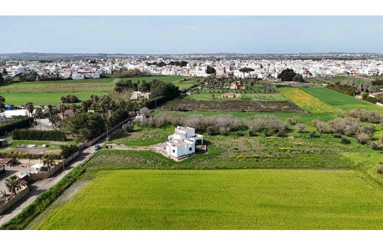 casa indipendente in vendita a Melissano