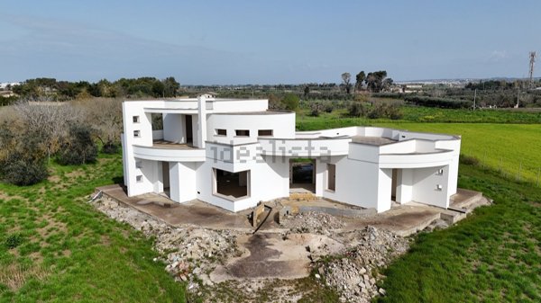 casa indipendente in vendita a Melissano