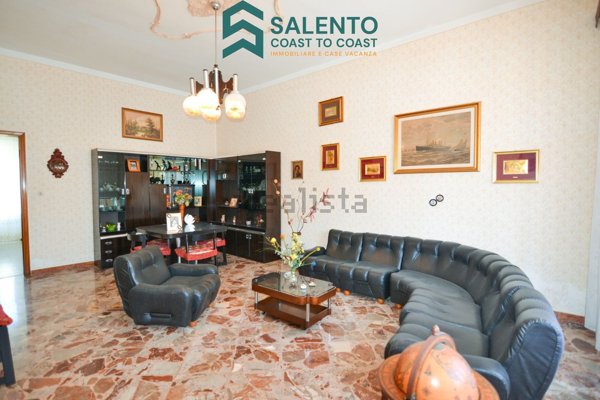 casa indipendente in vendita a Melissano