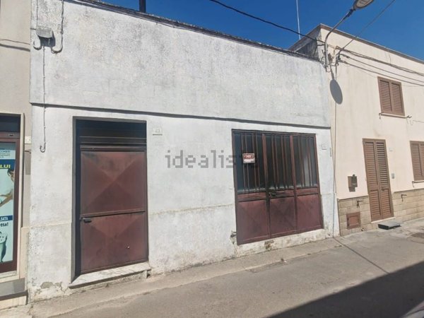 casa indipendente in vendita a Melissano