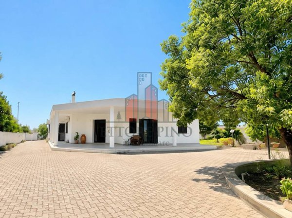 casa indipendente in vendita a Melissano