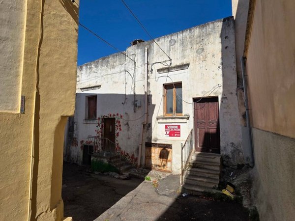 casa indipendente in vendita a Melissano