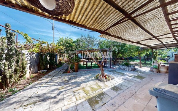 casa indipendente in vendita a Melpignano