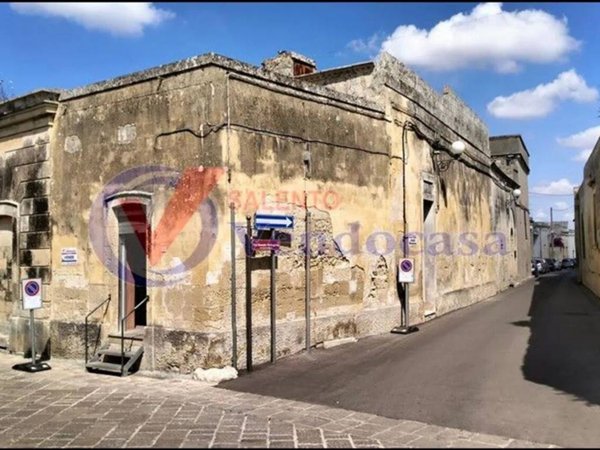 casa indipendente in vendita a Melpignano