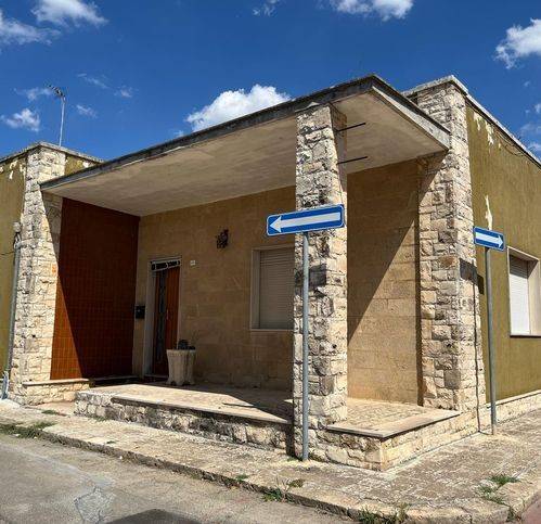casa indipendente in vendita a Melpignano