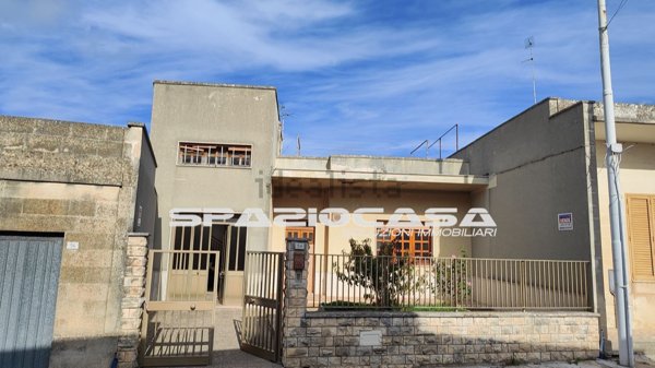casa indipendente in vendita a Melpignano