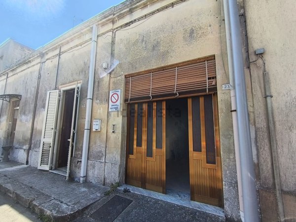 casa indipendente in vendita a Melpignano
