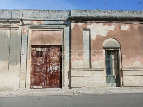 casa indipendente in vendita a Melpignano