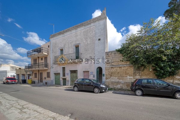 casa indipendente in vendita a Miggiano