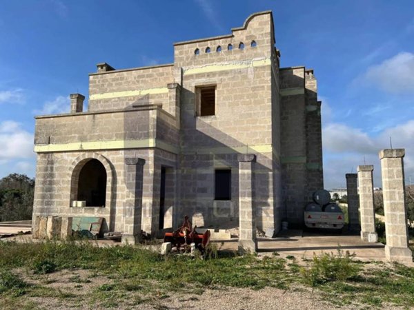casa indipendente in vendita a Miggiano