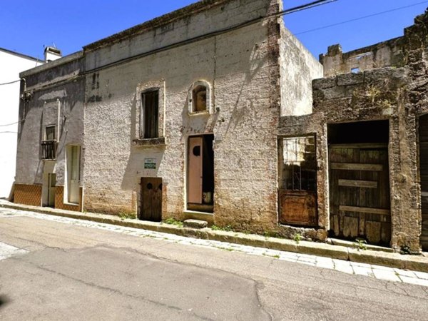 casa indipendente in vendita a Miggiano