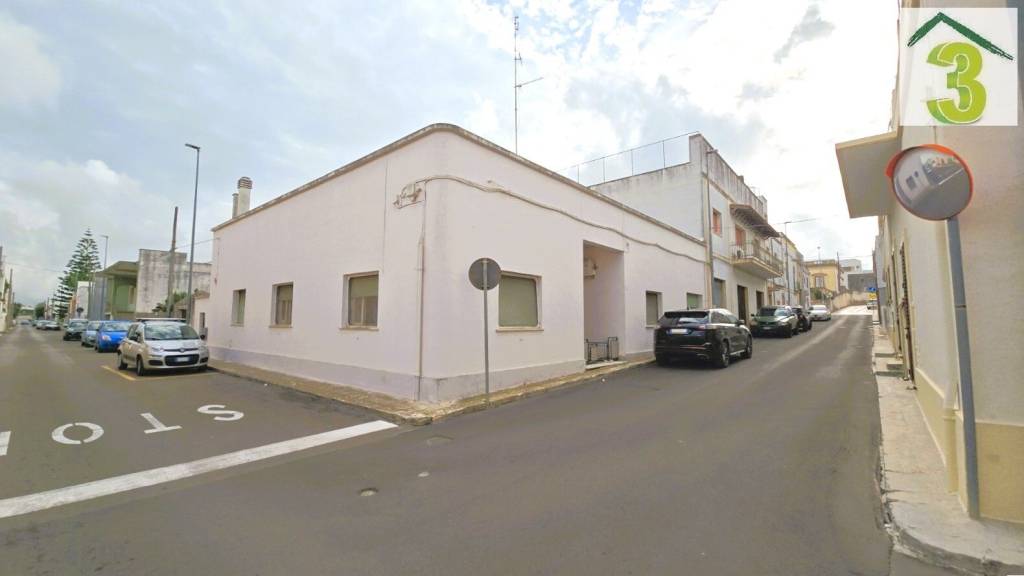 casa indipendente in vendita a Miggiano