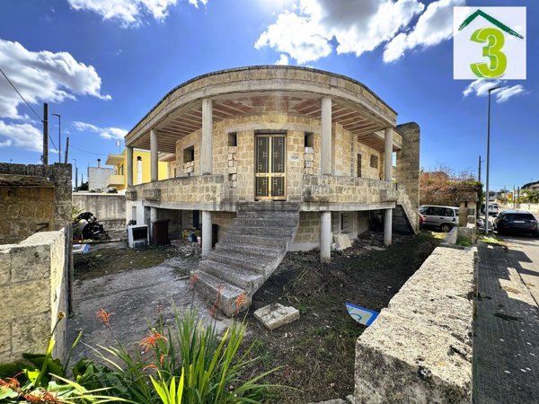 casa indipendente in vendita a Miggiano