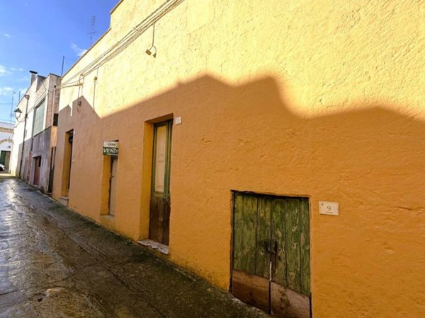 casa indipendente in vendita a Miggiano