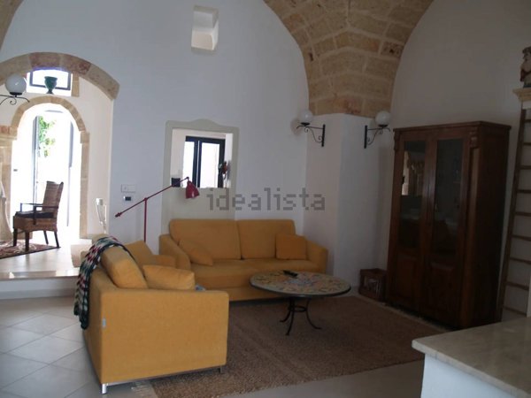 casa indipendente in vendita a Miggiano