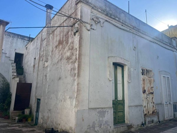 casa indipendente in vendita a Miggiano