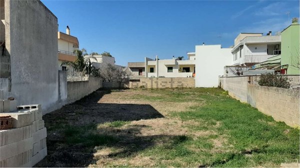 casa indipendente in vendita a Miggiano