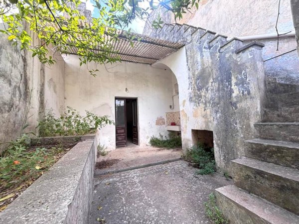 casa indipendente in vendita a Miggiano