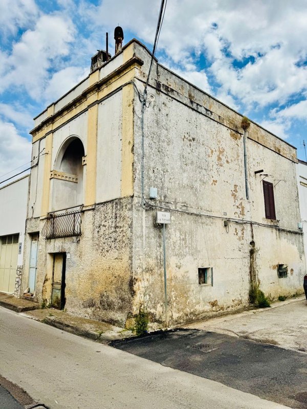 casa indipendente in vendita a Miggiano