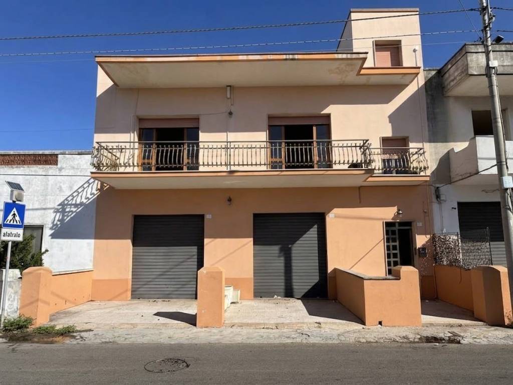 casa indipendente in vendita a Miggiano