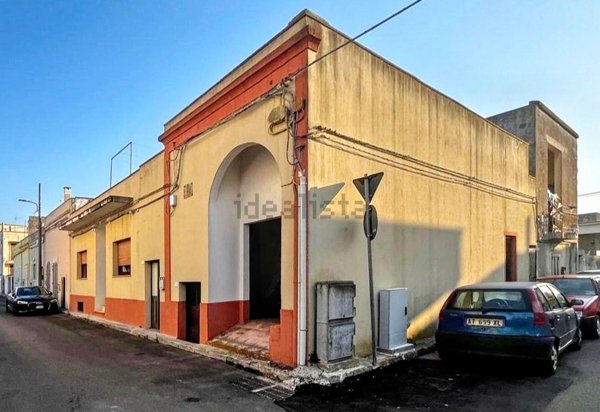 casa indipendente in vendita a Miggiano