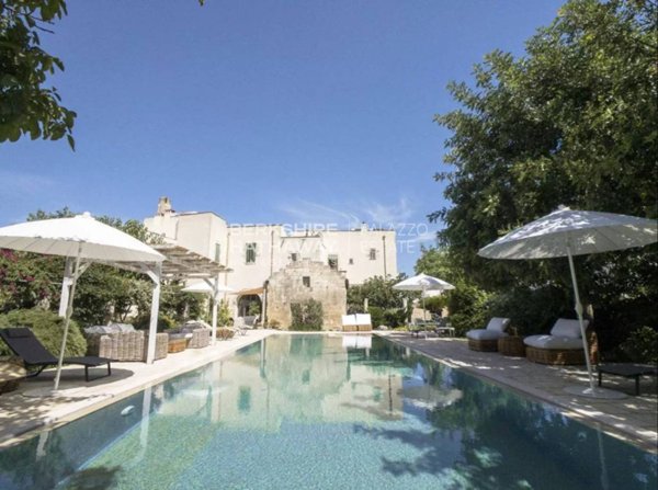 casa indipendente in vendita a Minervino di Lecce in zona Specchia Gallone