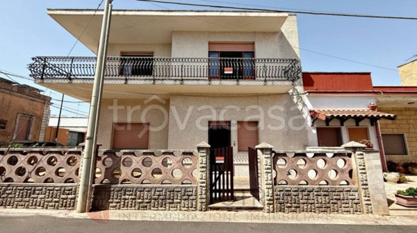 casa indipendente in vendita a Minervino di Lecce in zona Specchia Gallone