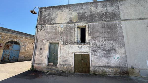 casa indipendente in vendita a Minervino di Lecce in zona Cocumola
