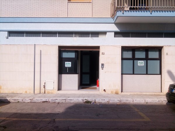 locale commerciale in vendita a Monteroni di Lecce