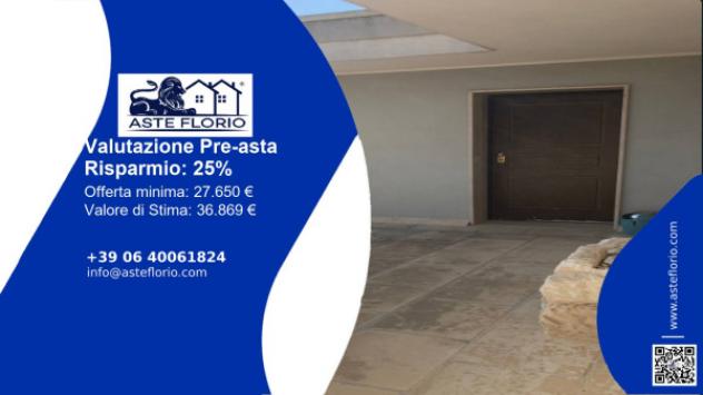 locale commerciale in vendita a Monteroni di Lecce