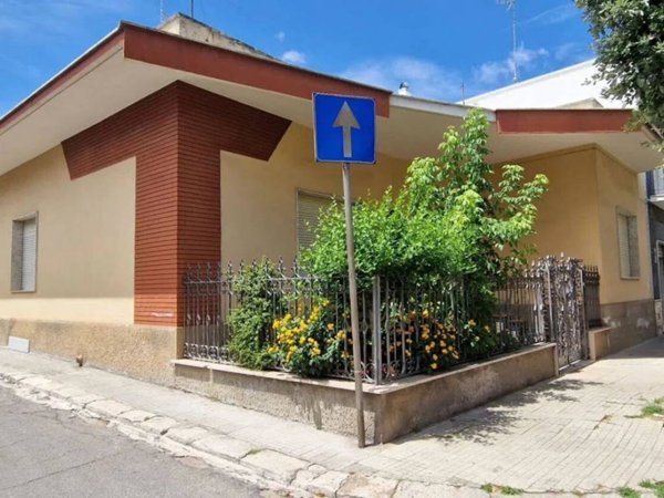 casa indipendente in vendita a Monteroni di Lecce