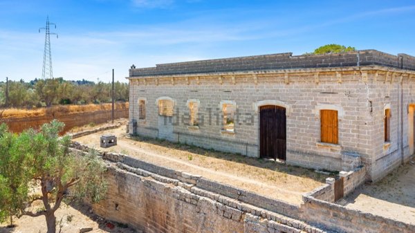 casale in vendita a Monteroni di Lecce