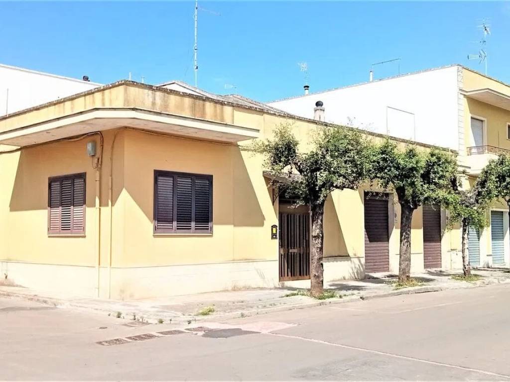 casa indipendente in vendita a Monteroni di Lecce