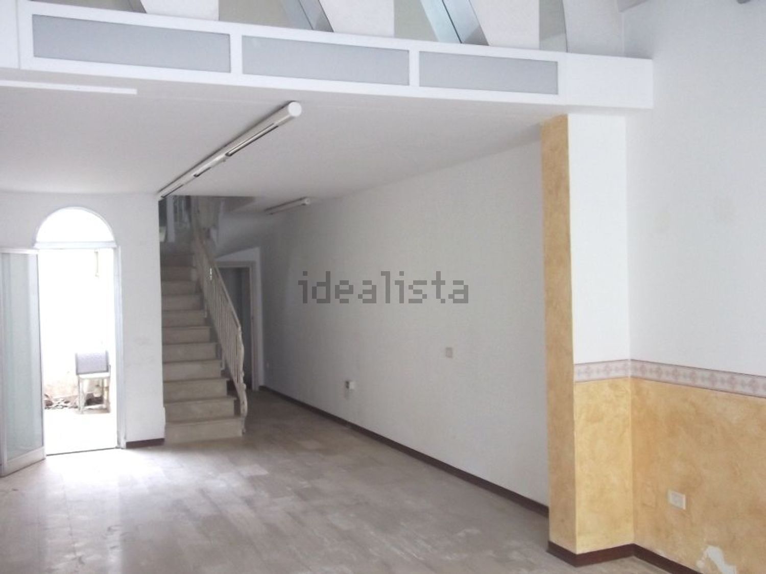 locale commerciale in vendita a Monteroni di Lecce