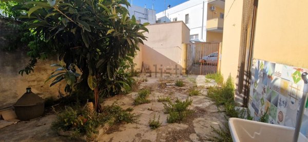 casa indipendente in vendita a Monteroni di Lecce