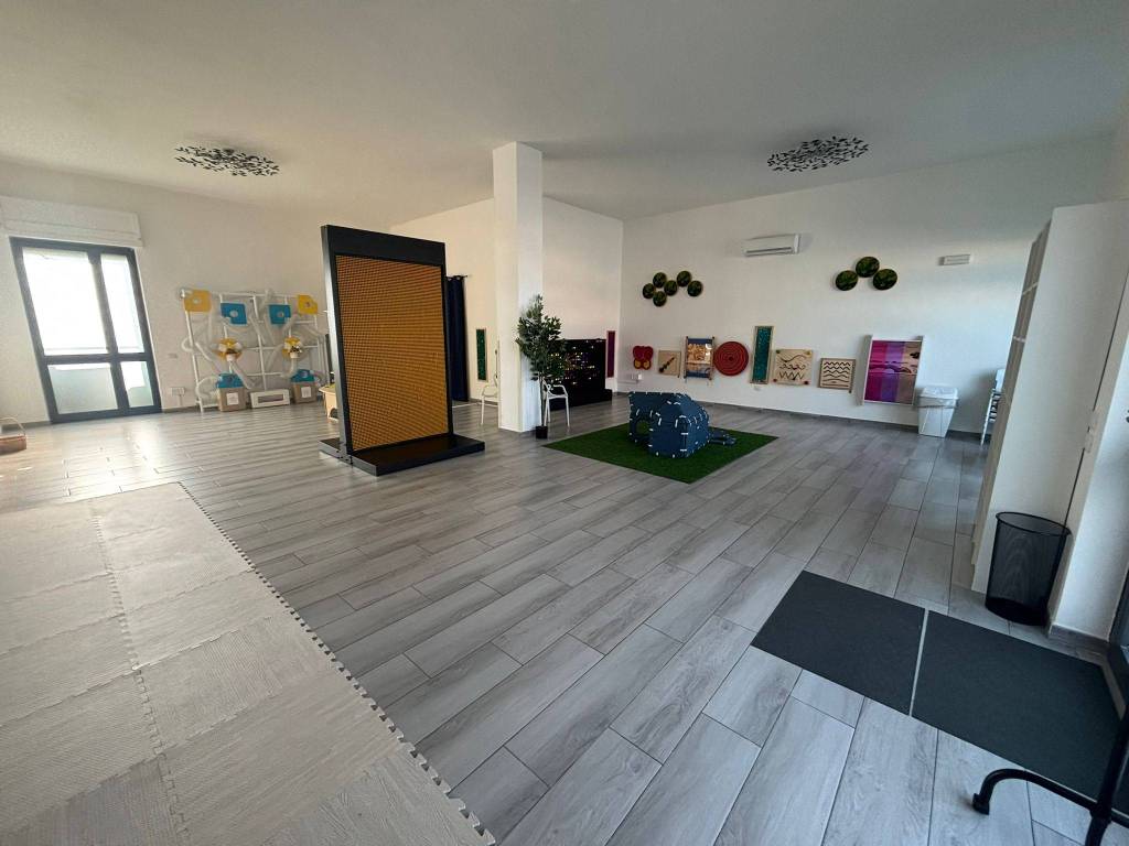negozio in vendita a Monteroni di Lecce