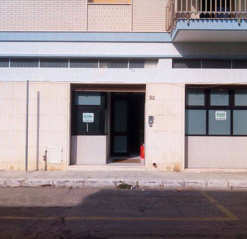 negozio in vendita a Monteroni di Lecce