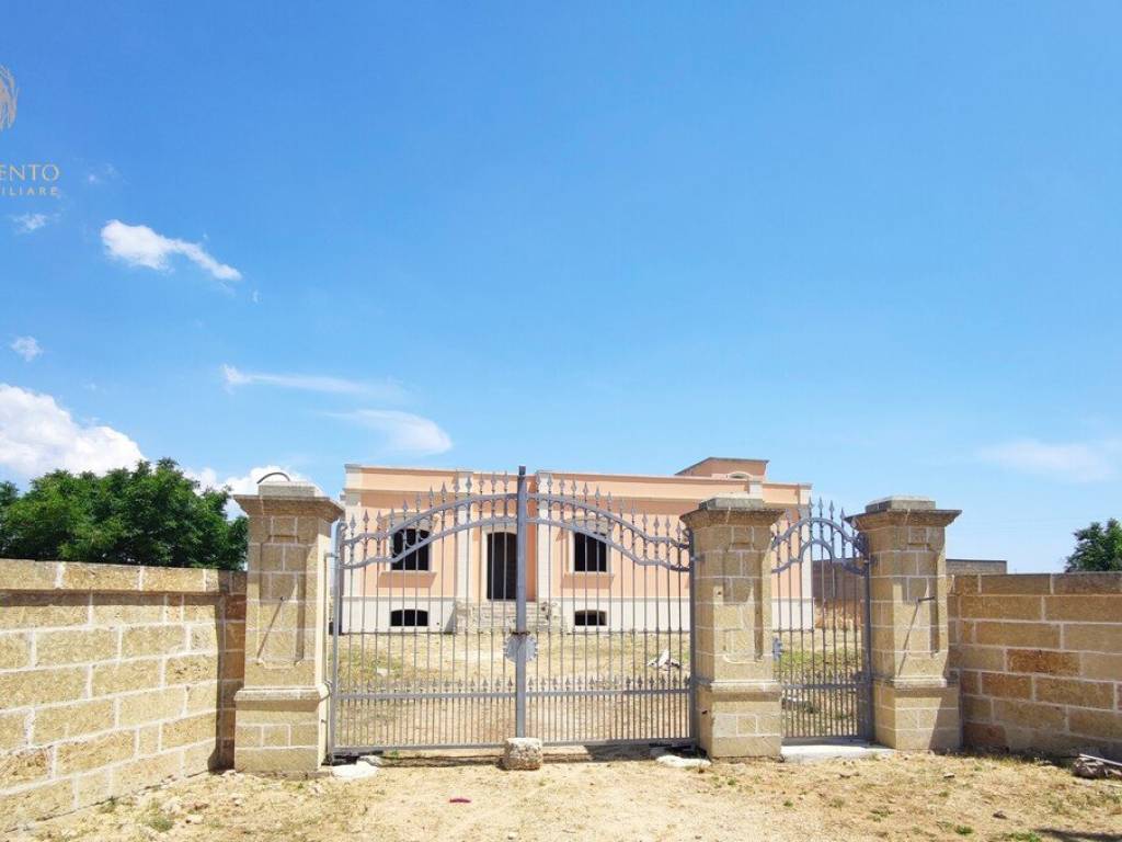 casa indipendente in vendita a Montesano Salentino