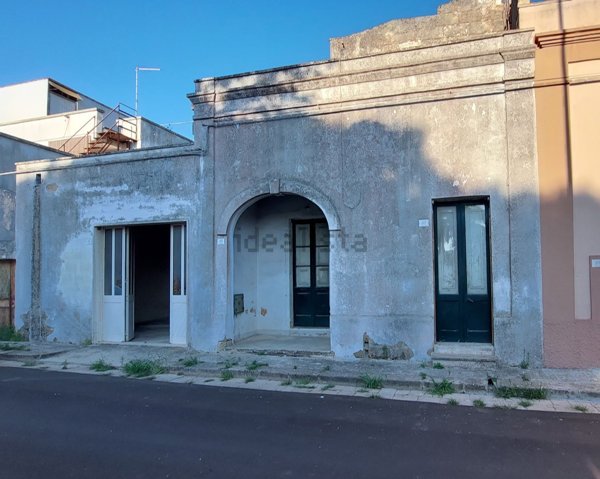 casa indipendente in vendita a Montesano Salentino