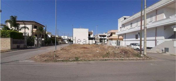 casa indipendente in vendita a Montesano Salentino