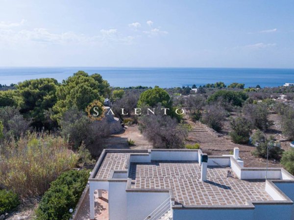 casa indipendente in vendita a Morciano di Leuca