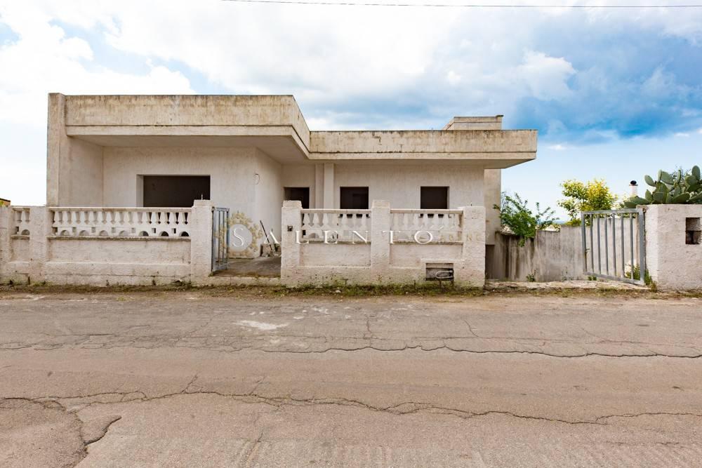 casa indipendente in vendita a Morciano di Leuca