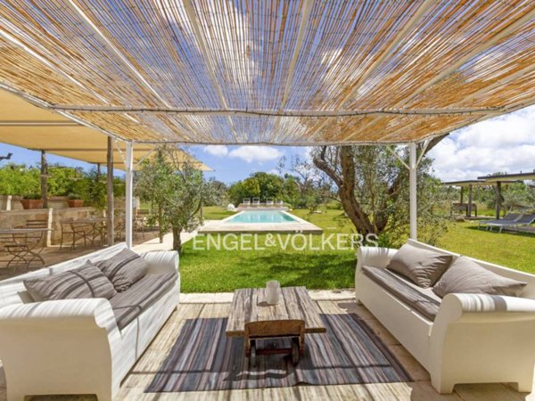 casa indipendente in vendita a Morciano di Leuca