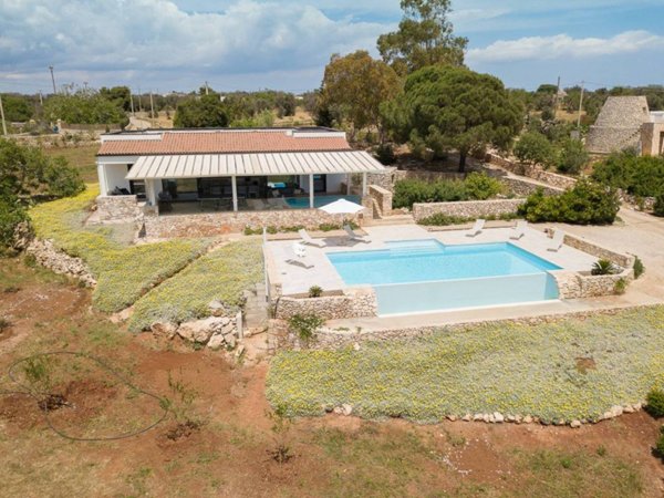 casa indipendente in vendita a Morciano di Leuca
